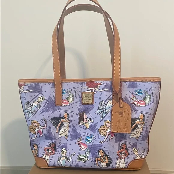 NWOT Disney Dooney Princess 2020 Marathon Tote - Picture 3 of 4